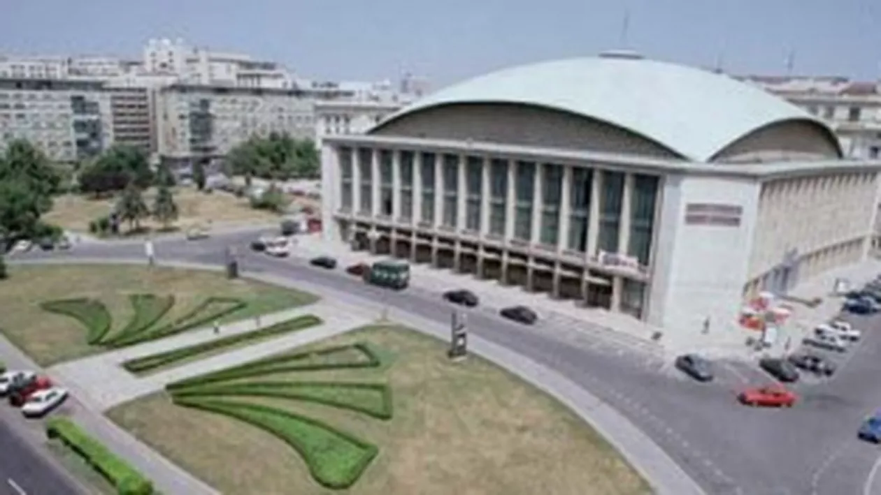 Congresul PSD a dat peste cap parcările din zona Sala Palatului: Zeci de mașini au fost blocate