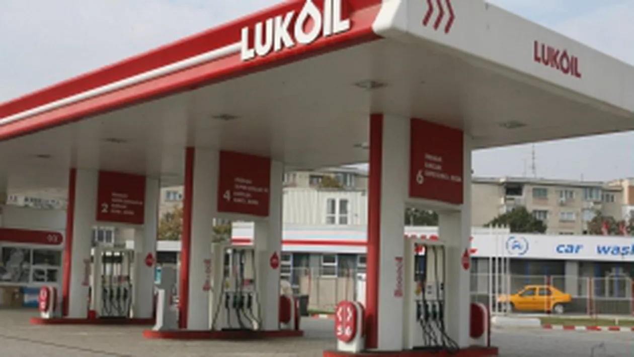 Curtea supremă din Bulgaria a suspendat sancţiunea împotriva Lukoil