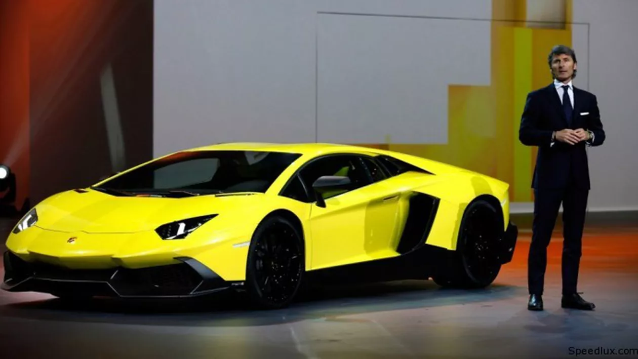 Lamborghini lansează modelul aniversar Aventador, cu 720 de cai putere şi care atinge 100 km în 2,9 secunde (FOTO)