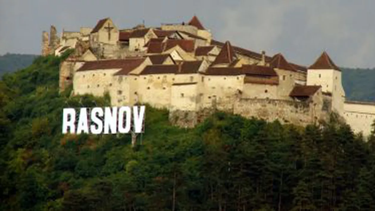 Un ou de 1,5 metri va fi amplasat în curtea Cetății Râșnov: Va fi pictat de turiști și copii
