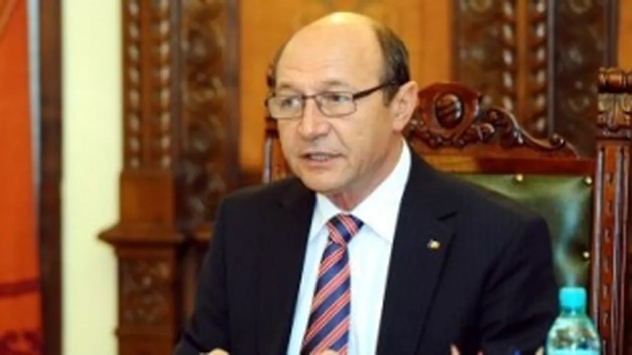 Președintele Băsescu, de Ziua Presei: Reglementarea și controlul trebuie să vină din interiorul breslei, nu din afară