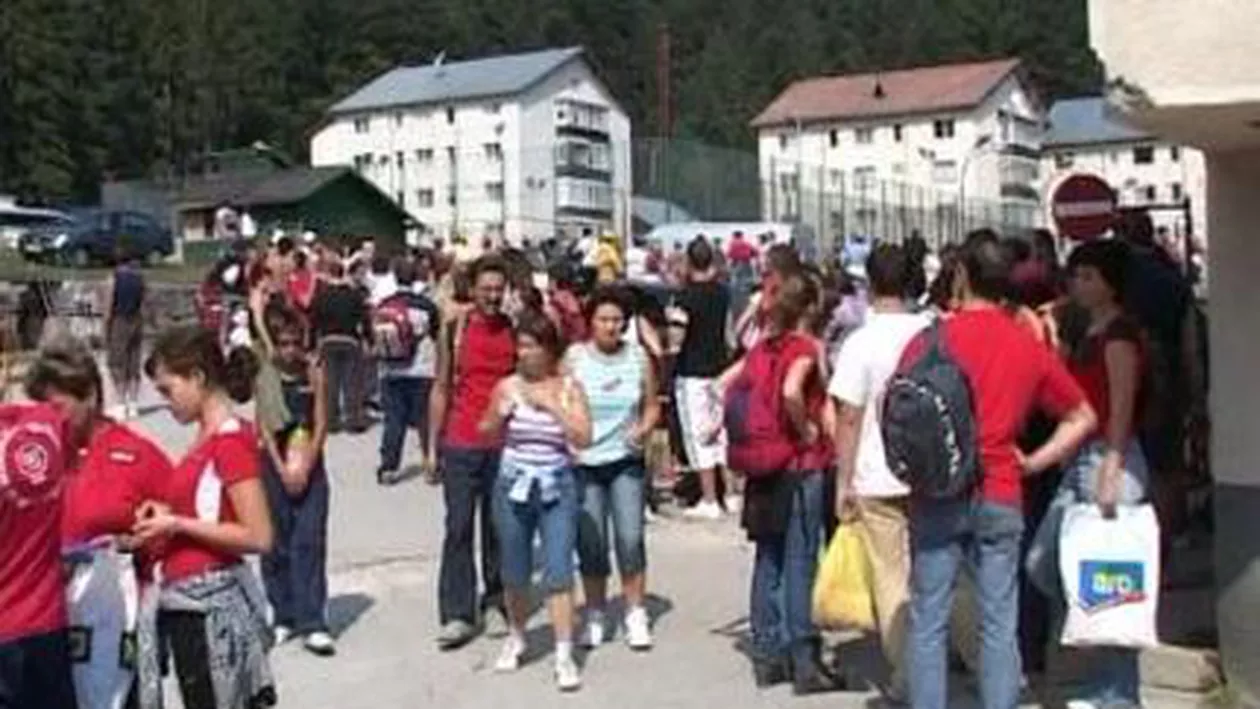 Românii au cheltuit peste 22 milioane euro pe minivacanţa de 1 Mai şi Paşte