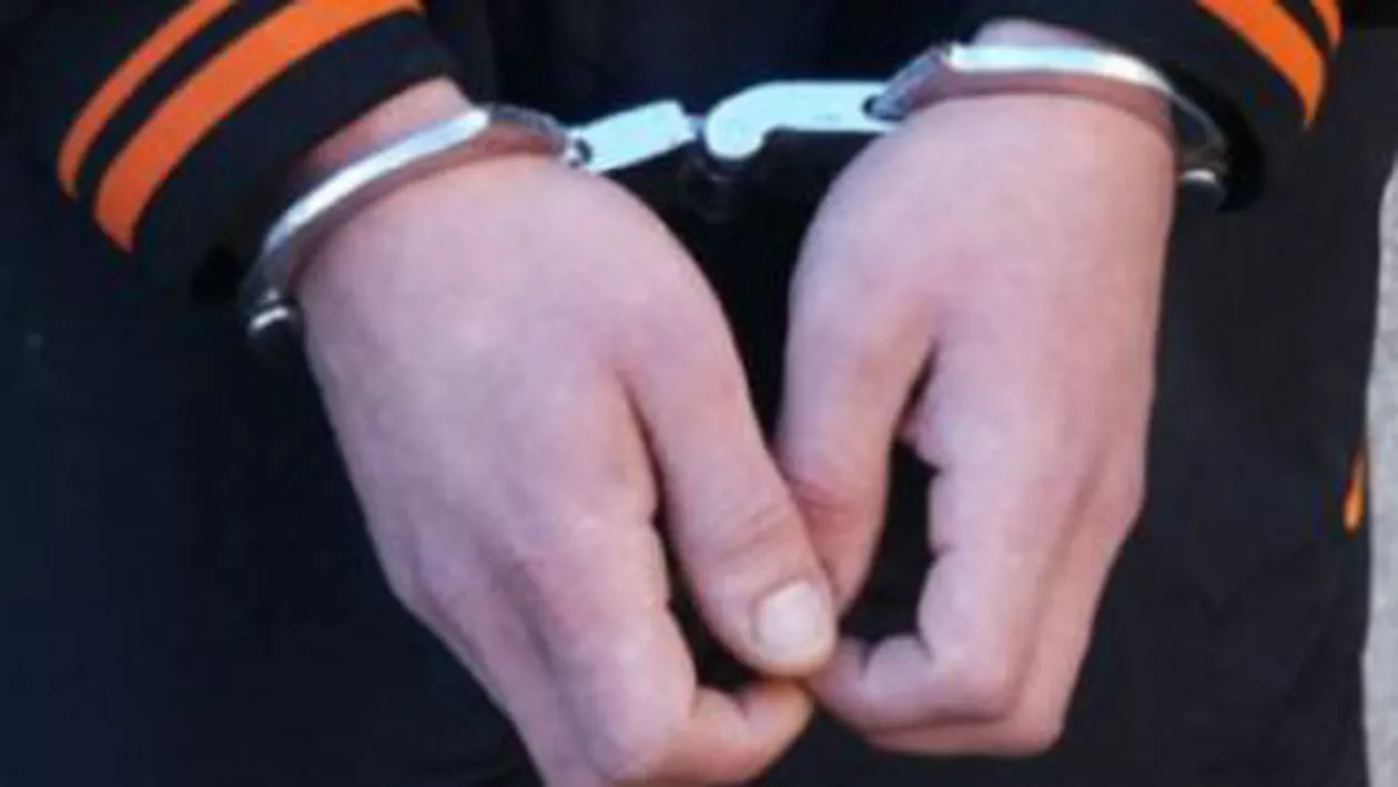 Botoșani: Deținutul care a evadat din penitenciar a fost prins la aproximativ 30 de kilometri distanță de oraș