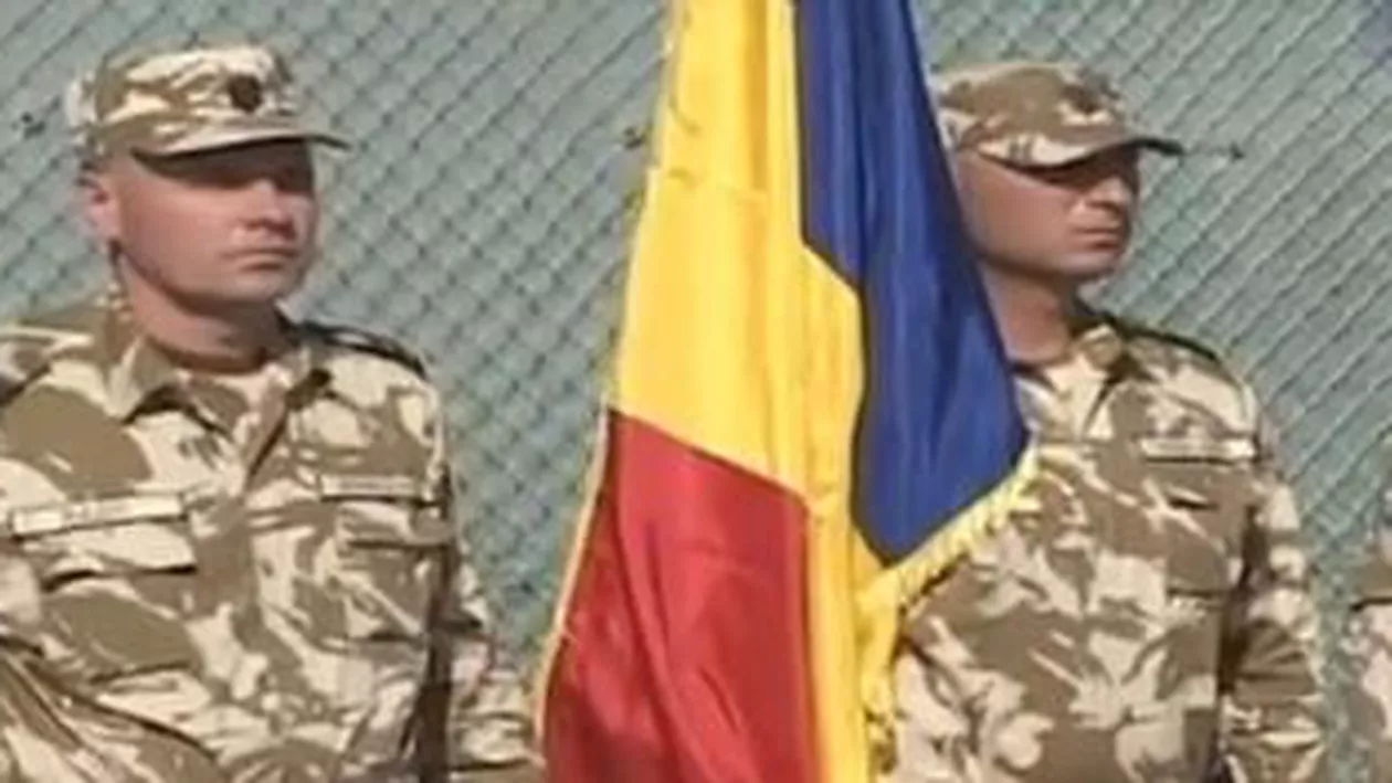 Patru militari români au fost răniți în Afganistan: Blindatul în care se aflau s-a răsturnat în urma exploziei uneia dintre anvelope