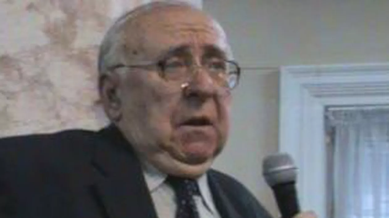 Profesorul și istoricul Gheorghe Buzatu a murit la vârsta de 73 de ani