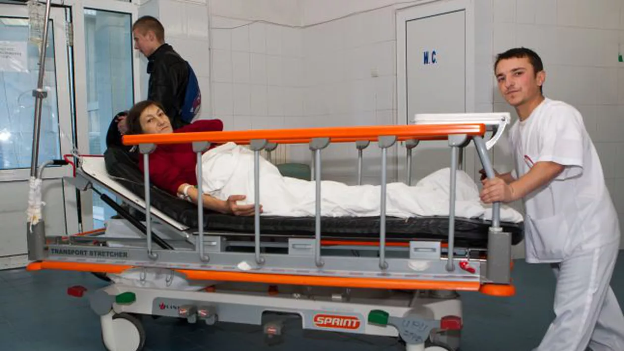 Brancardier de la Spitalul Judeţean din Craiova, suspectat că ar fi abuzat sexual o pacientă în comă