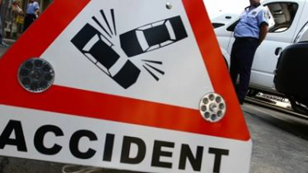 Ialomița: Două persoane au murit, iar alte patru rănite în urma unui accident în care au fost implicate cinci mașini