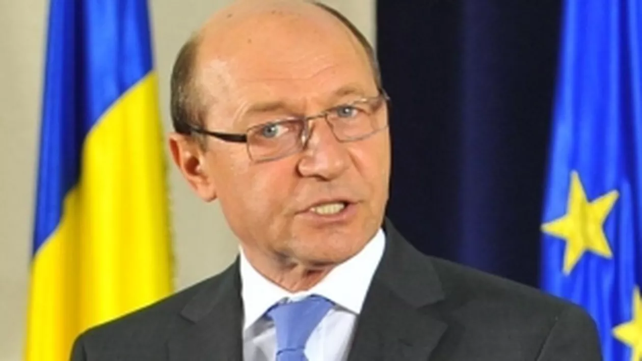 CCR discută miercuri sesizarea lui Băsescu referitoare la Statutul parlamentarilor