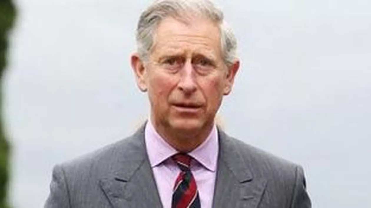 Prințul Charles a sosit în România cu un avion privat pe Aeroportul din Târgu Mureș