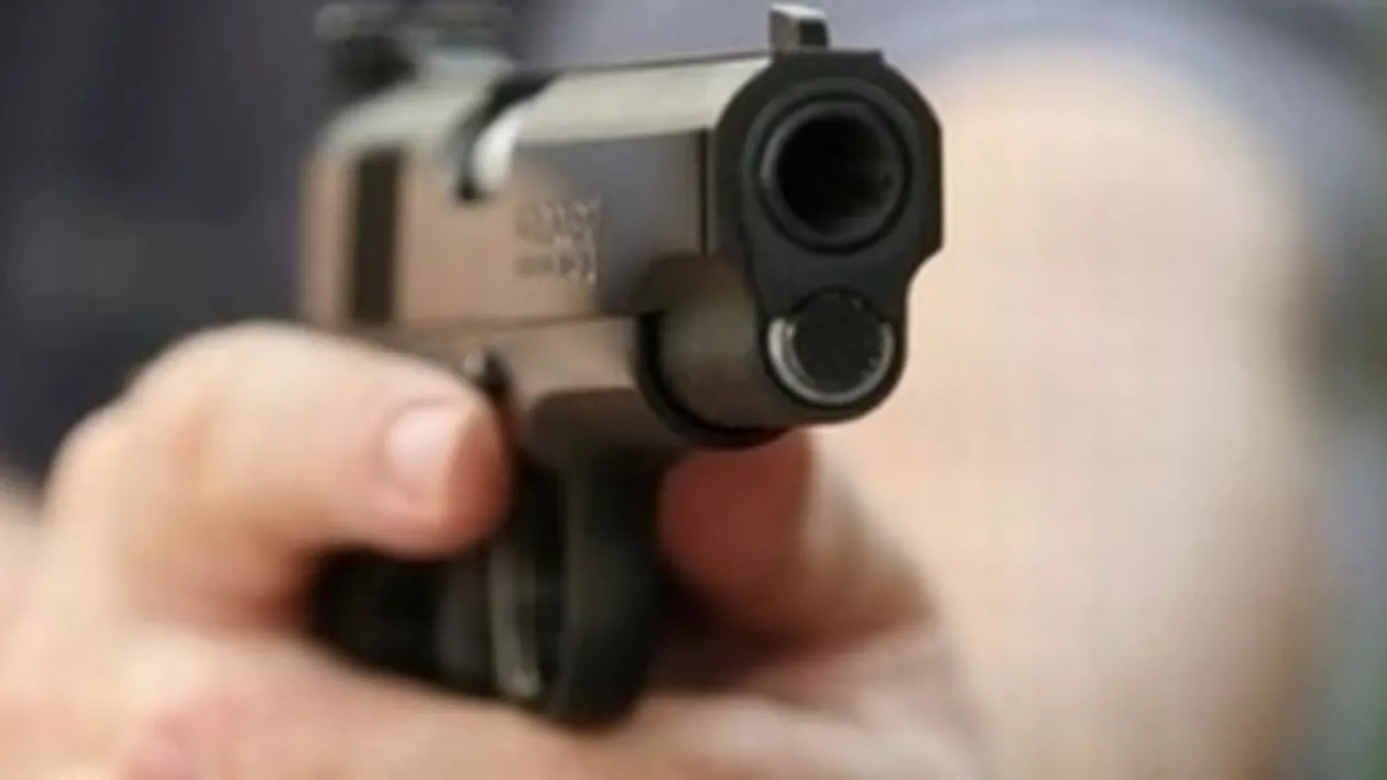 Un student din Iași a fost împușcat în cap, în urma unei altercații cu alți trei tineri