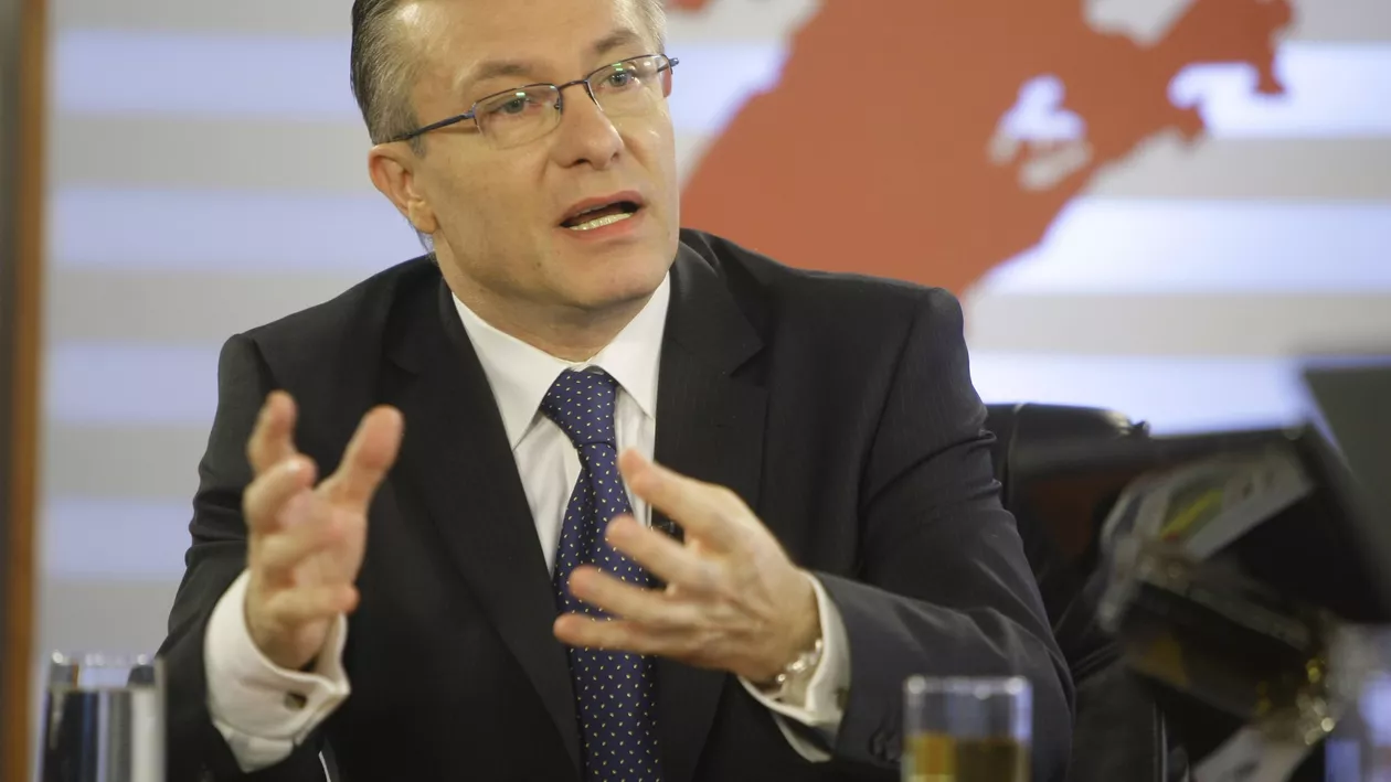 Cristian Diaconescu: Ce se întâmplă la revizuirea Constituției mi se pare neserios
