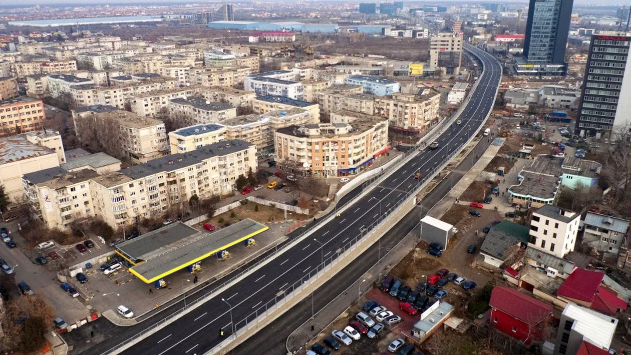 CAB: Primăria Capitalei trebuie să-i plătească lui Costel Căşuneanu suma de 16.800.000 de lei pentru pasajul Pipera