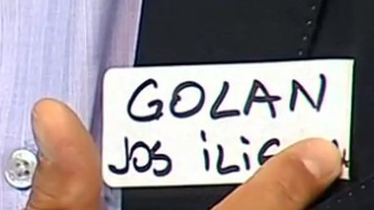 Victor Ponta a refuzat demersul lui Robert Turcescu de a-si pune în piept o etichetă pe care scria ""Golan! Jos Iliescu!" (VIDEO)
