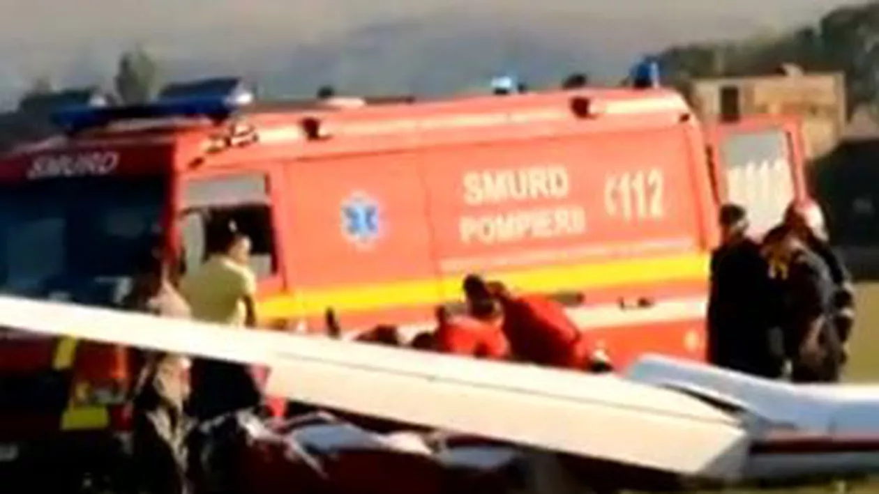 Iași: Un planor, cu două persoane la bord, s-a prăbușit în localitatea Scânteia