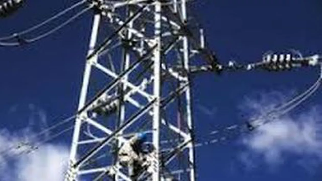 Preţul electricitatăţii livrate populaţiei scade de la 1 iulie