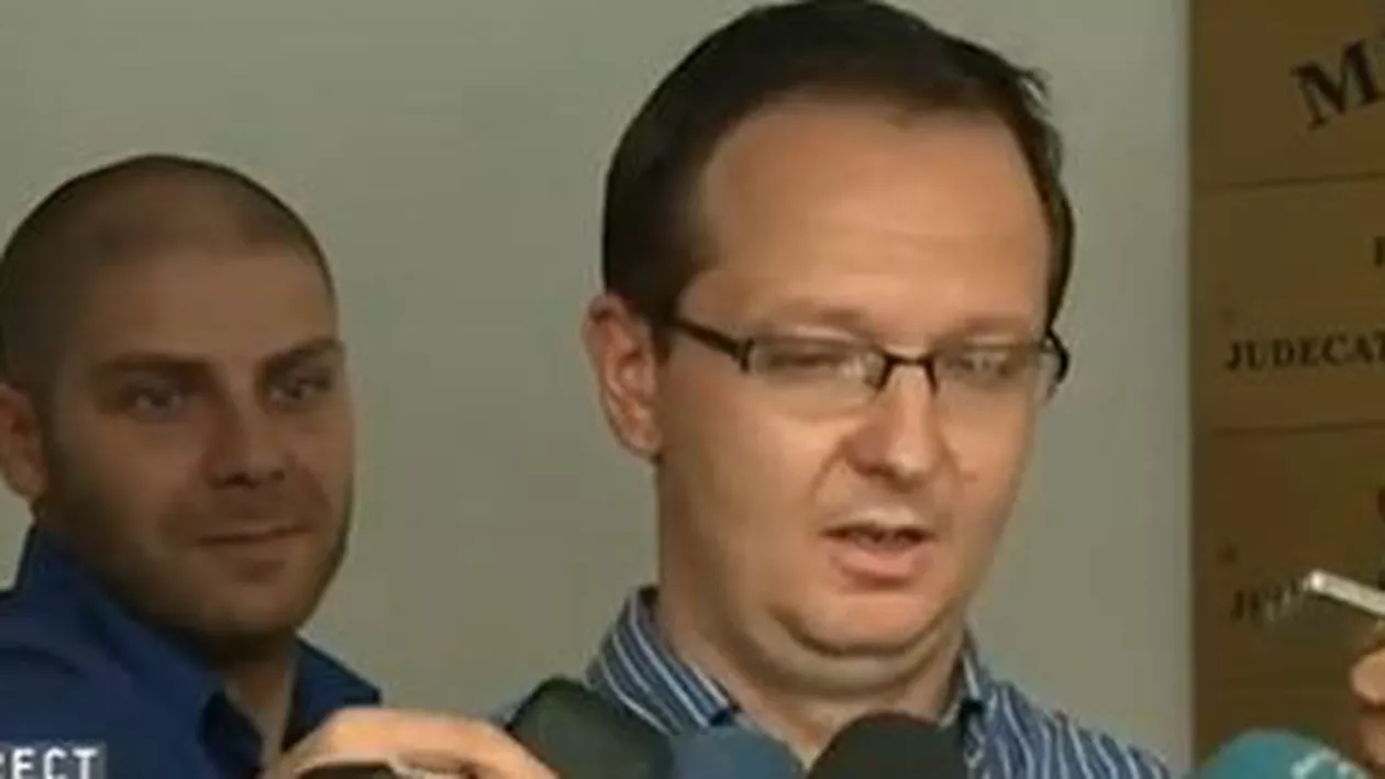 Parchetul Capitalei: Audierile elevilor de la Bolintineanu nu au fost întrerupte. Autocarele, aduse pentru a facilita transportul (VIDEO)