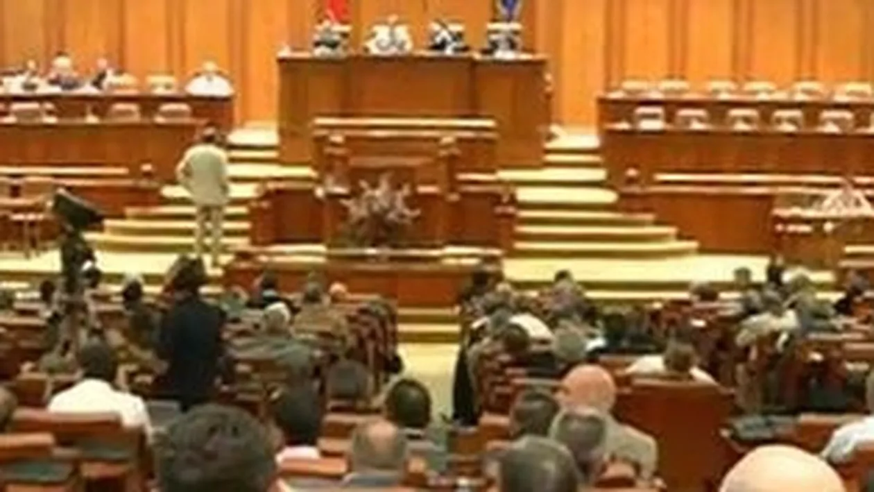 Parlamentarii petrec ultima noapte la hotel: Demnitarii nu mai primesc suma de 8.000 de lei lunar pentru cazare