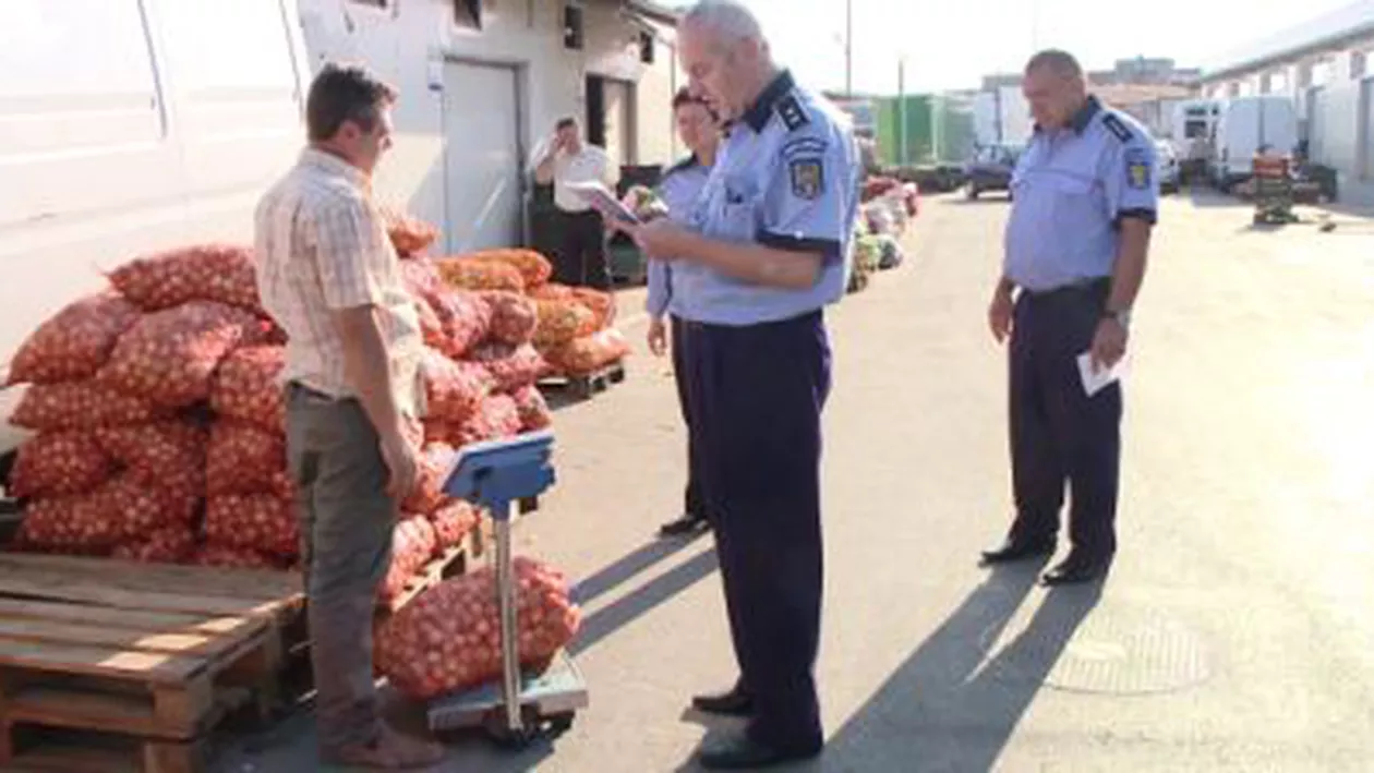 Razie la transportatori: 30 de tone de fructe confiscate de autorități