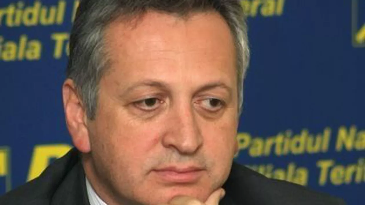 Relu Fenechiu: Trec prin cea mai grea perioadă din viaţa mea şi nu aş dori nimănui să treacă prin aceste clipe