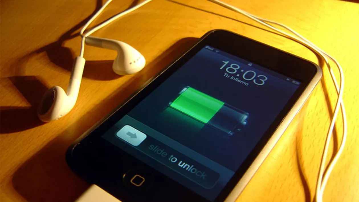 Descoperire incredibilă: Bateriile telefoanelor mobile pot fi reîncărcate cu ajutorul urinei