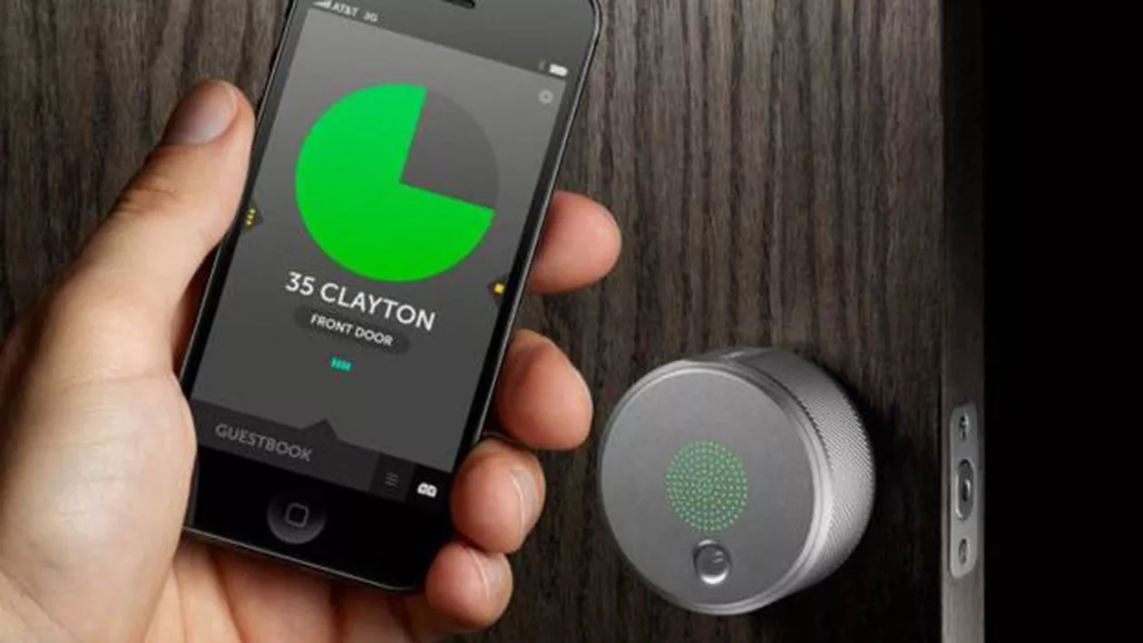 Cheia va deveni istorie: Experţii au inventat încuietoarele care se deschid cu ajutorul bluetooth-ului (VIDEO)