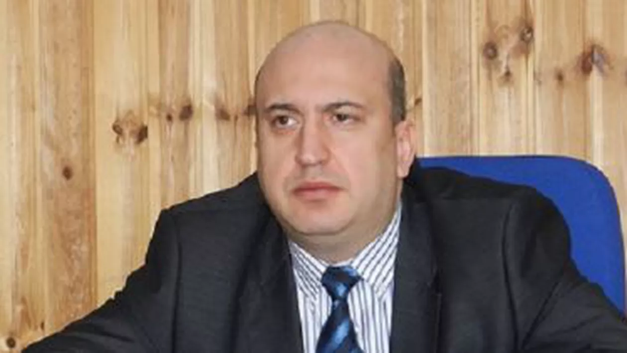 Rectorul Universității Ovidius, suspendat din funcția de vicepreședinte al CNR după ce a fost reținut pentru luare de mită