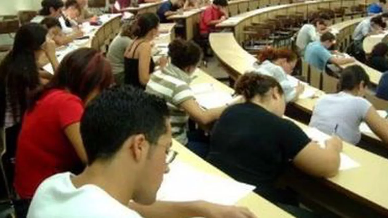 Academia de Studii Economice scoate examenul de admitere pentru sesiunea din toamnă