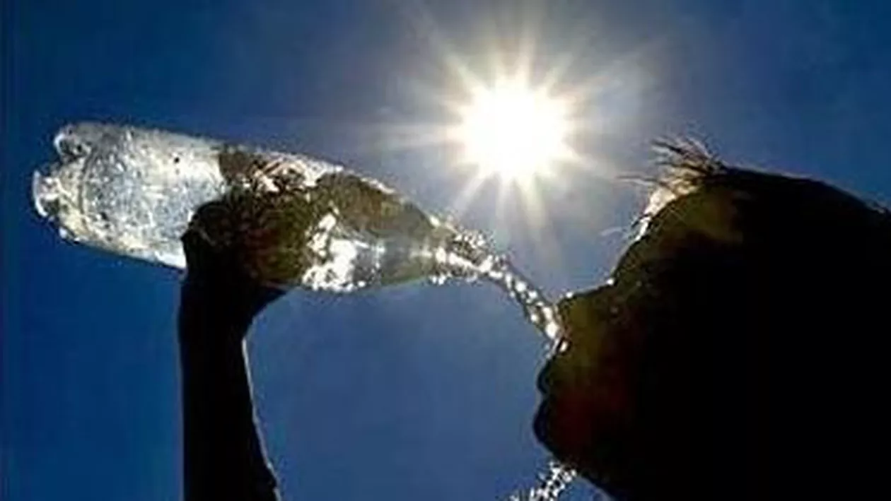 Meteorologii au emis o avertizare cod galben de caniculă pentru partea de vest a țării (FOTO)