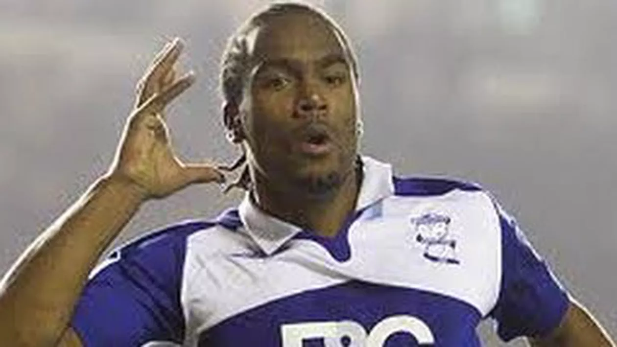 Un fotbalist englez a recunoscut că a pariat pe meciurile echipei sale