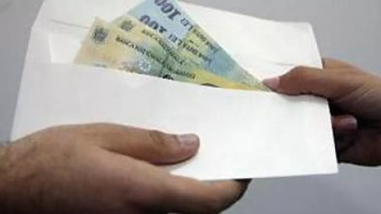 Șpaga la Bacalaureat, între 450 și 1.300 lei pentru un examen: 96 de persoane, urmărite penal în acest caz
