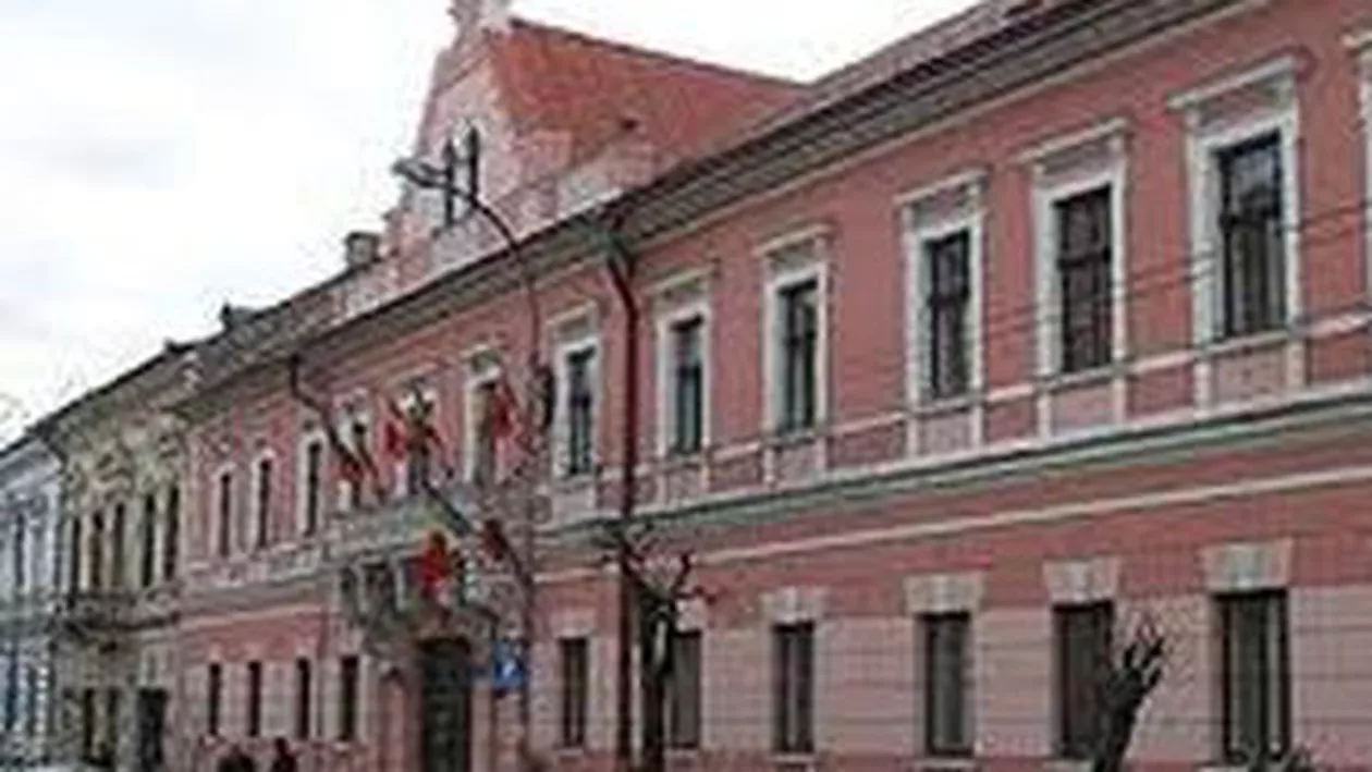 Primăria din Dej, executată silit pentru că nu a plătit unele drepturi salariale