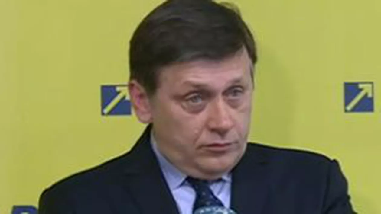 Crin Antonescu susține clarificarea Legii ANI în ceea ce priveşte incompatibilităţile, propusă de primari