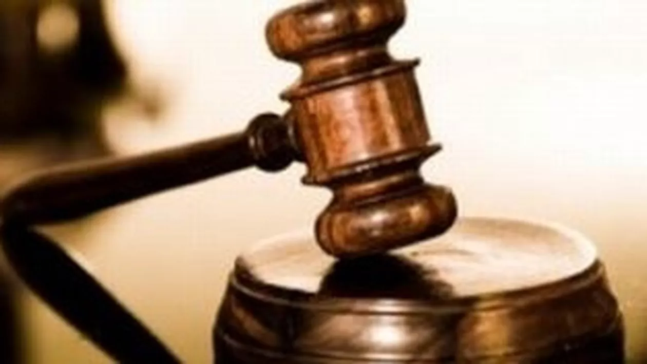 Vaslui: Bărbat condamnat la 20 ani de închisoare după ce şi-a violat fiicele, timp de şase ani