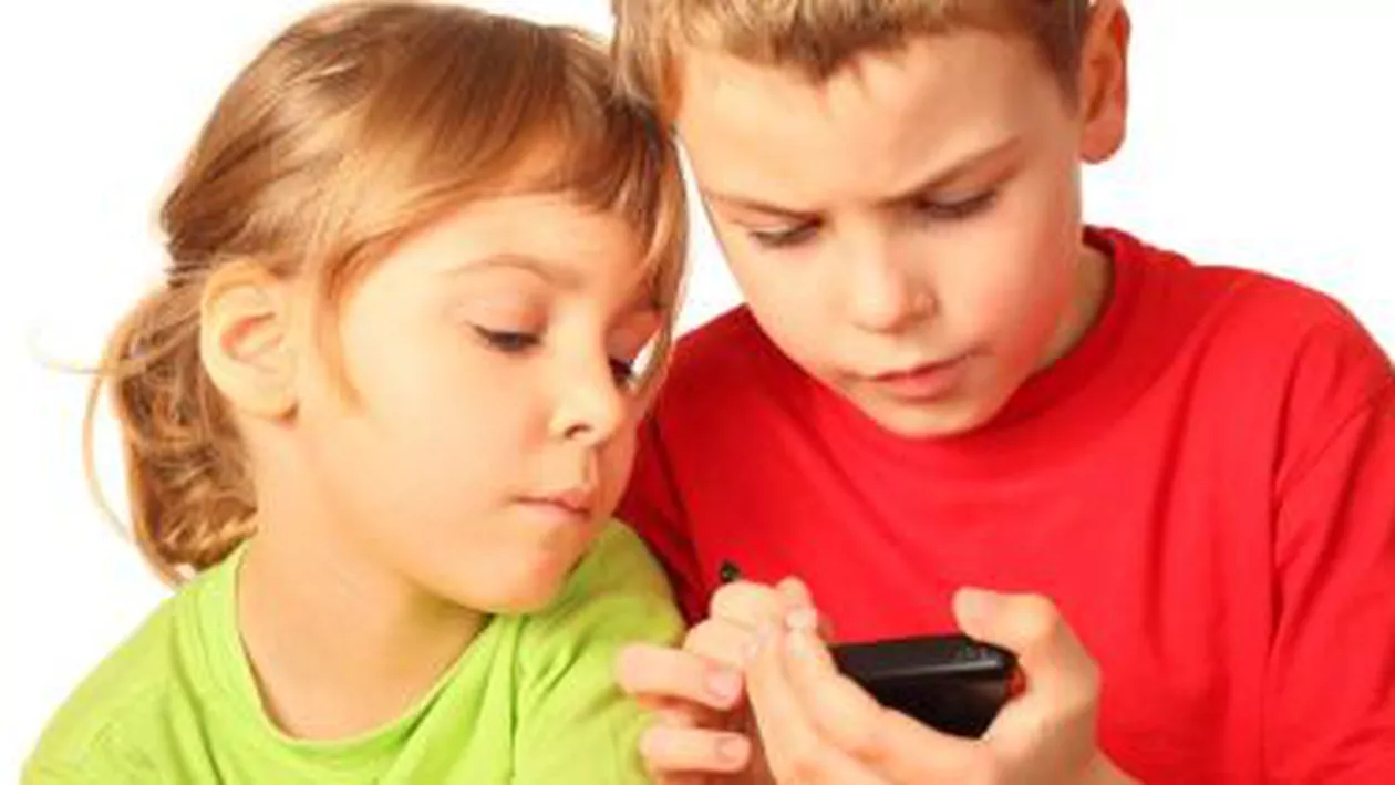Studiu: 10% dintre copiii de șase ani din România au un smartphone