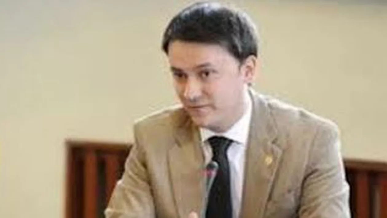 Membrul CNA Valentin Jucan, abordat de interlopi clujeni într-un bar