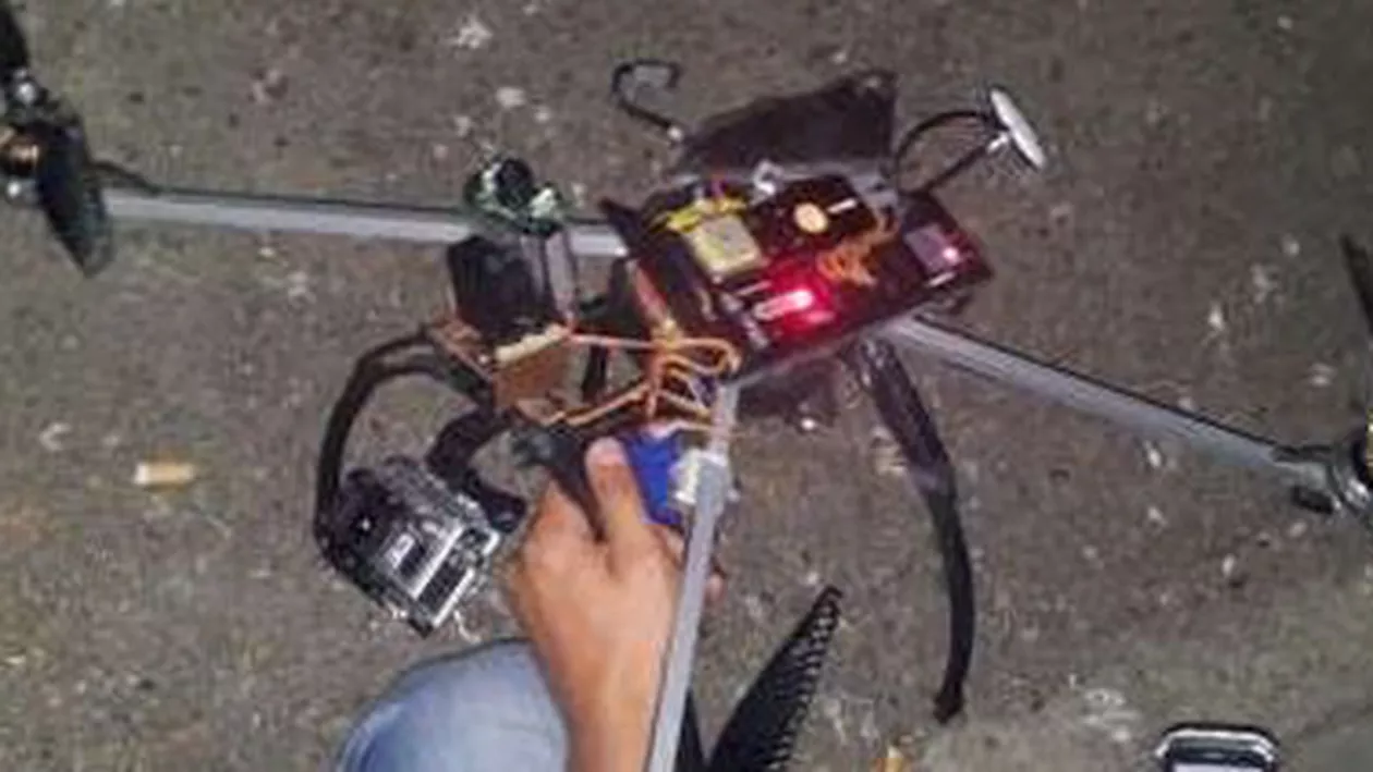Sighetu Marmaţiei: O persoană a fost rănită de o dronă pentru filmat în timpul Festivalul de Folk „Floare de colţ”