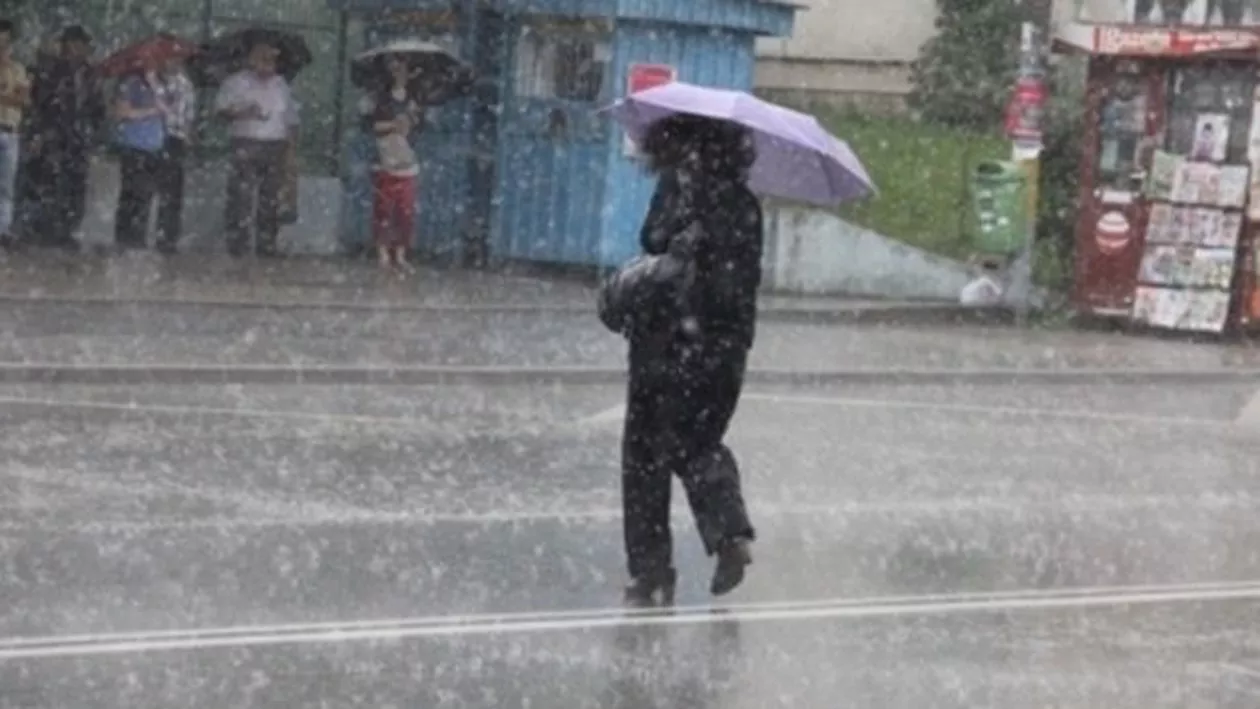 Cod galben de ploi și vânt puternic în județele Covasna și Harghita