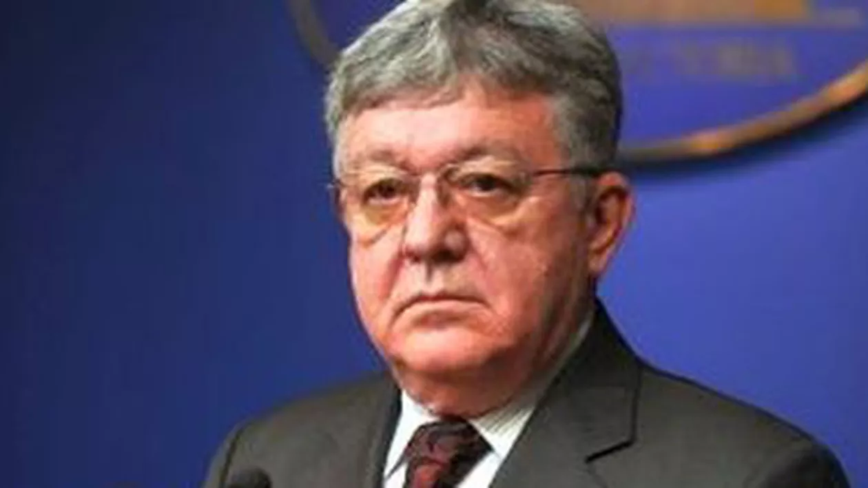 Dobrițoiu, la sediul DNA: Procurorii îi prezintă materialul de urmărire penală în dosarul ”Case pentru generali”