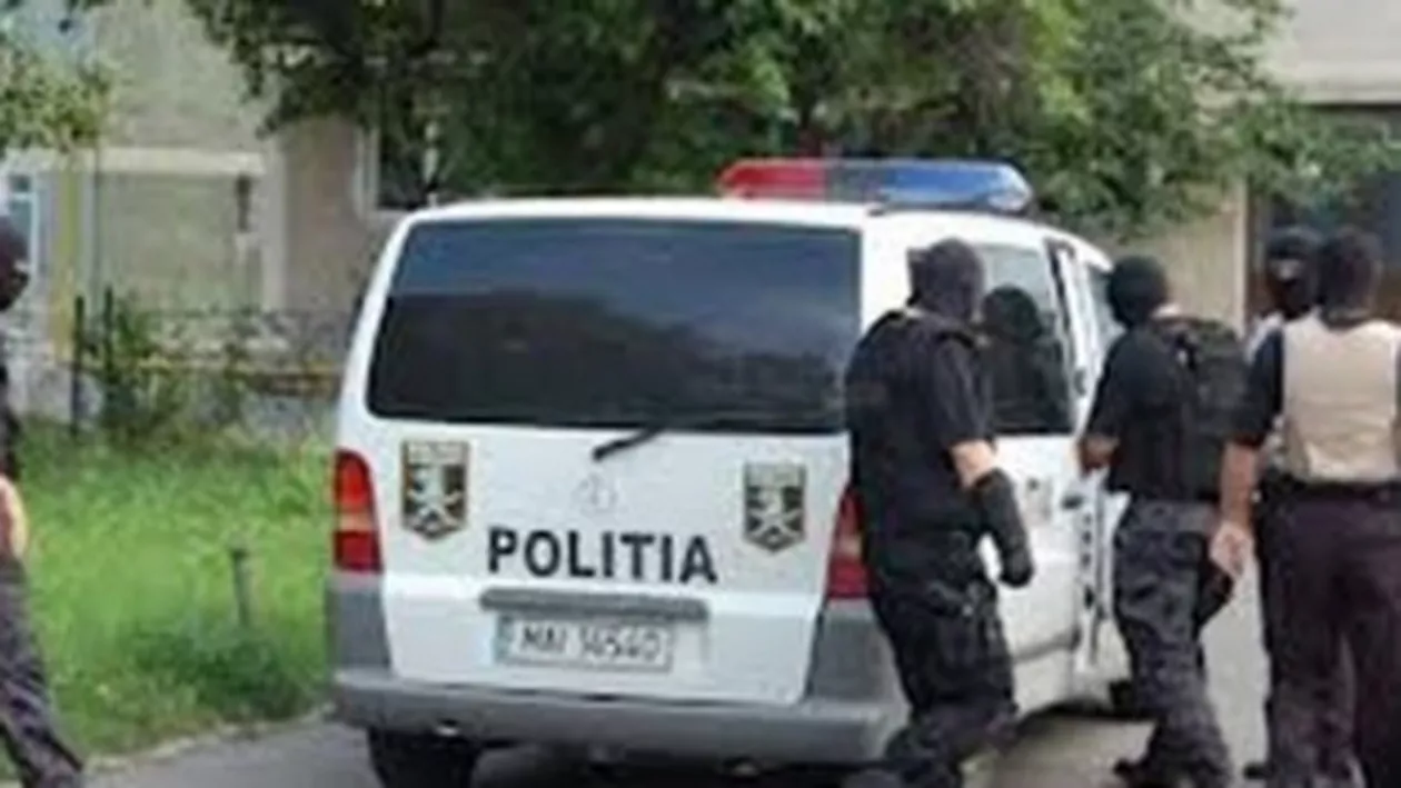 Percheziții la suspecții de furturi din locuințe în Argeș și Olt: Prejudiciul, estimat la 150.000 lei
