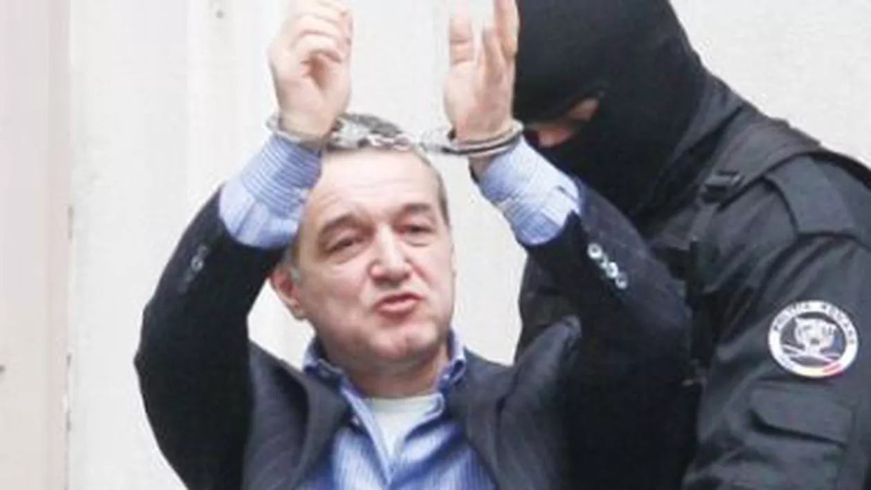 Becali a fost sancționat în penitenciar pentru că a dat telefoane de pe cartela unui alt deținut