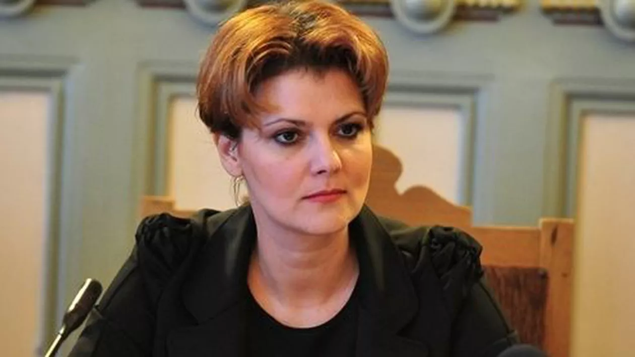 Olguţa Vasilescu: RAT Craiova a ridicat din faţa Primăriei o maşină ticsită de tehnică de ascultare