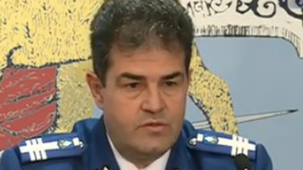 Bilanțul haosului România - Ungaria: Doi jandarmi răniți și interdicție pentru 16 fani unguri pe stadioanele românești