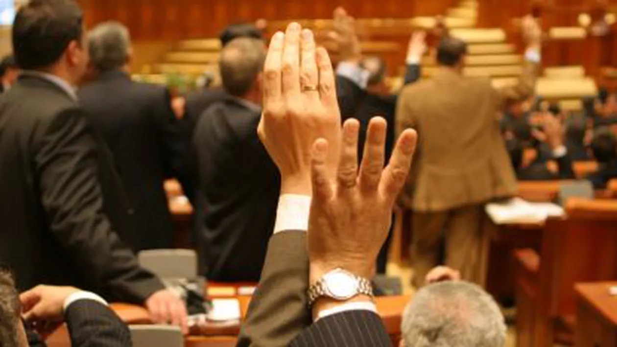 Deputații au respins cererea de reexaminare a memorandumului cu Rompetrol, semnată de Traian Băsescu