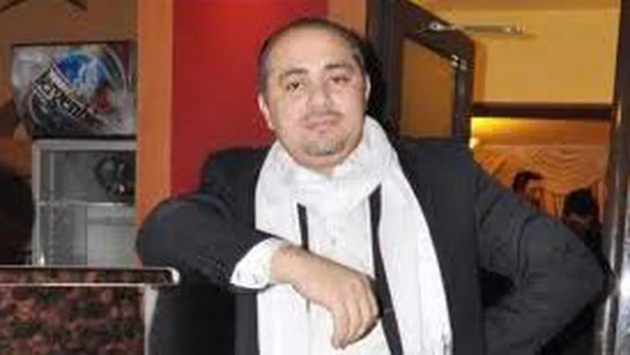 Iași: Un frizer a fost amenințat cu cuțitul de un interlop venit la tuns