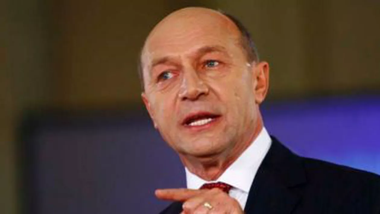 Traian Băsescu crede că GFR nu va avea banii pentru a finaliza preluarea CFR Marfă