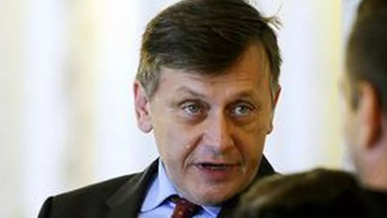 Crin Antonescu: Nu se poate pune problema ca liberalii să fie dați afară de la guvernare