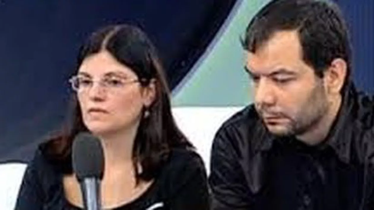 Părinţii lui Ionuţ Anghel, audiaţi la Parchet  în dosarul decesului fiului lor