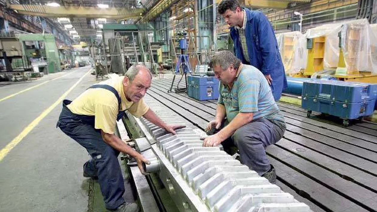 Preţurile producţiei industriale au scăzut în august cu 0,2%