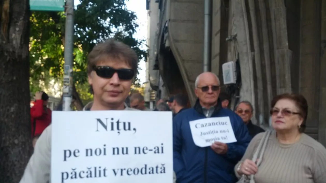 Miting pentru susținerea procurorilor DNA Papici şi Alexandru: Protestul are loc la sediul DNA