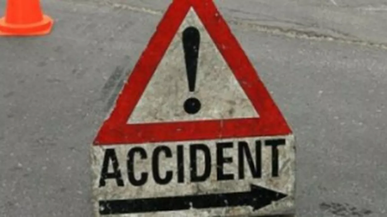 Mehedinţi: Elev de 15 ani, accidentat mortal de o maşină pe o trecere de pietoni din faţa liceului